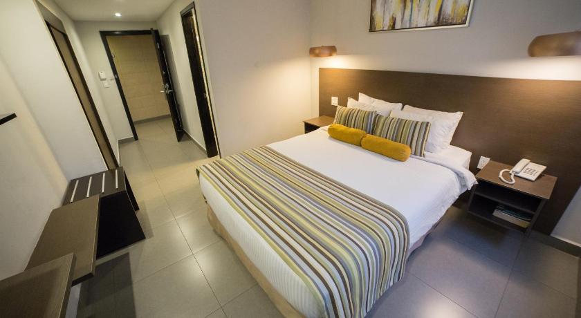 Hotel Ojos Del Rio In Panama Rooms Deals Reviews