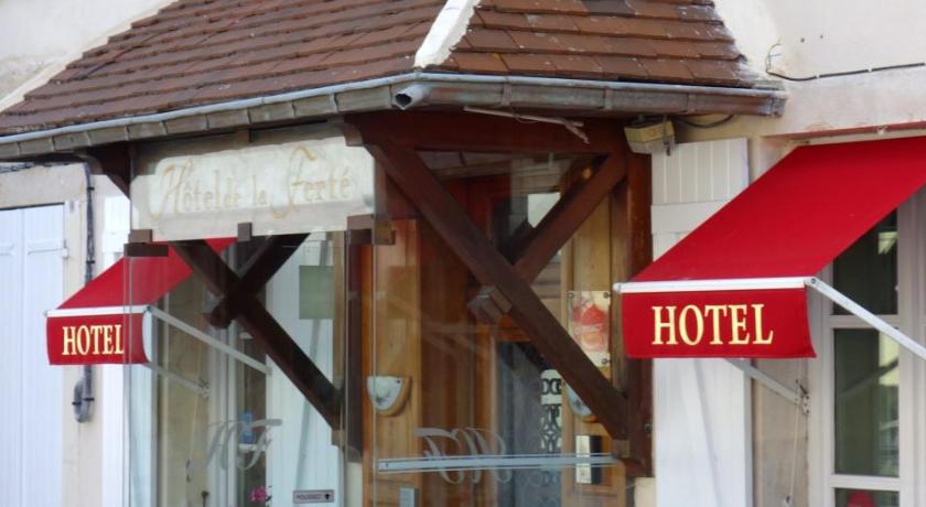 Hotel De La Ferte photo