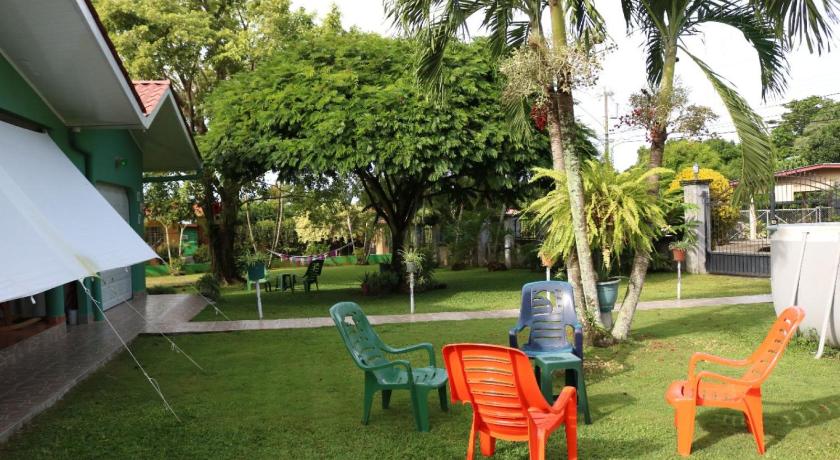 Bed and Breakfast Little Italy — Hotel in David
