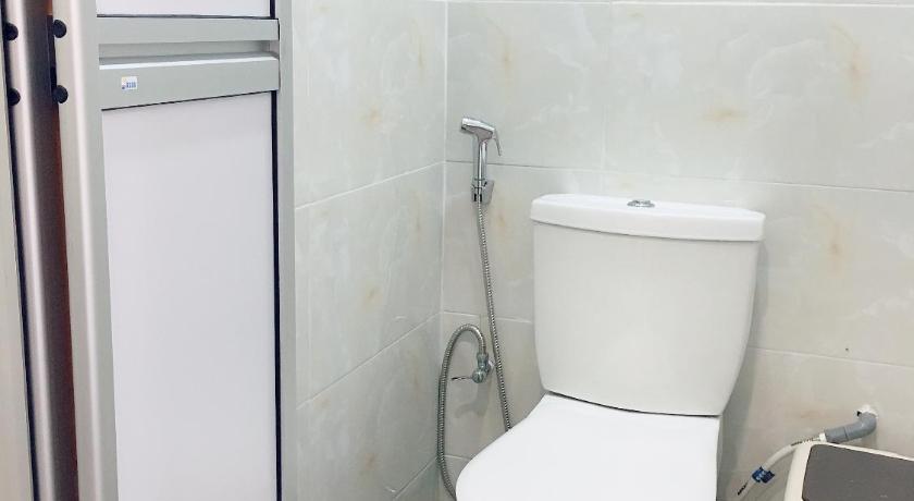 Image of Triple Room with Shared Bathroom 7