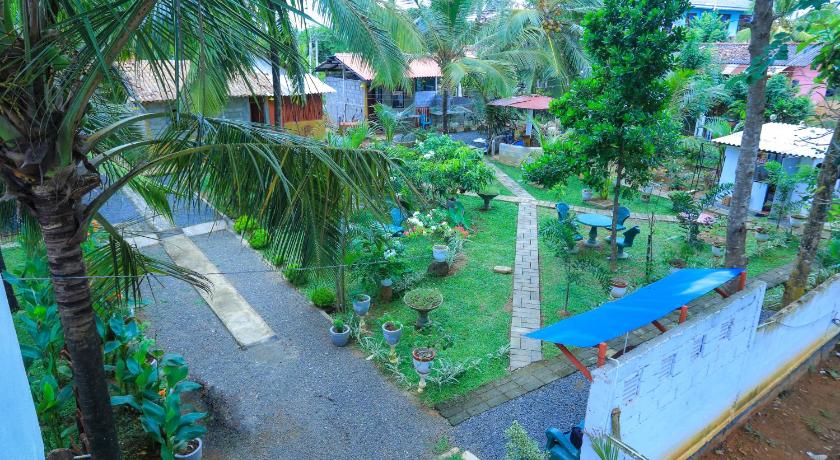 Hiriketiya Cinnamon Garden photo
