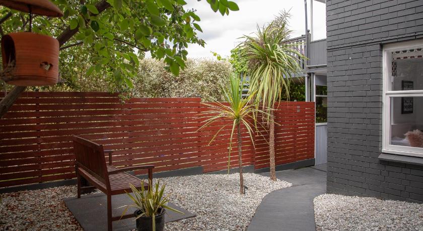 Hill Street Hideaway Prices Photos Reviews Address Australia