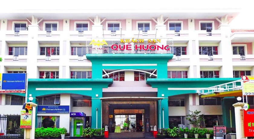 Que Huong Hotel