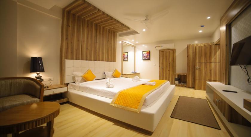 Dhamma Grand Hotel Resort - image 11
