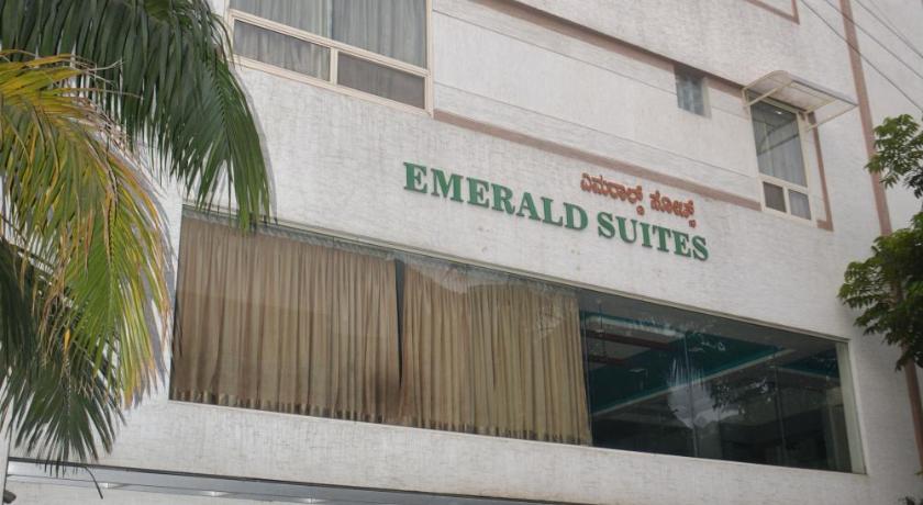 Emerald Suites By Kallate