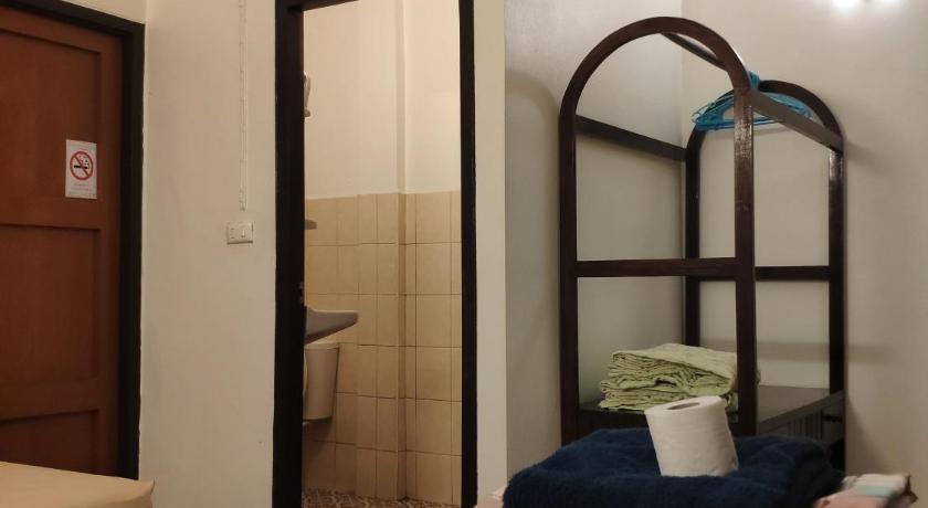 Sarah Guest House photo