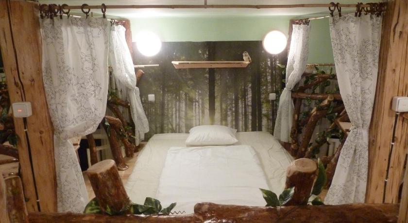 Image of Family Room 4