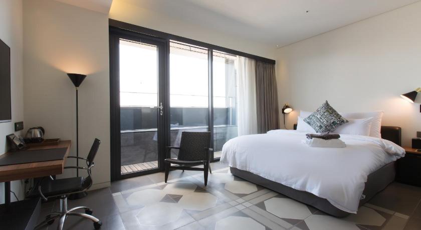 ソウル SR Hotel Seoul Magok 3つ星 ホテル ロビー