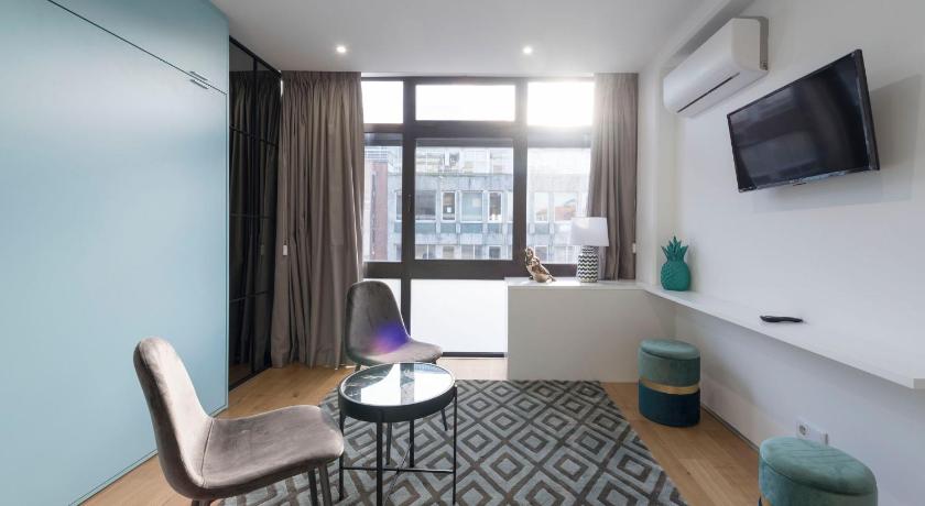LovelyStay - Wohaza Apartment with free private parking photo