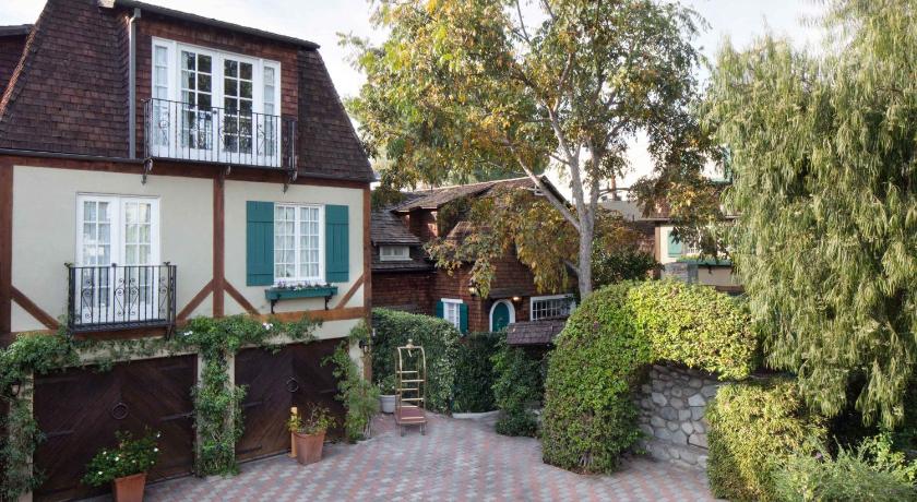 The Charlie West Hollywood — Hotel in Los Angeles (CA)
