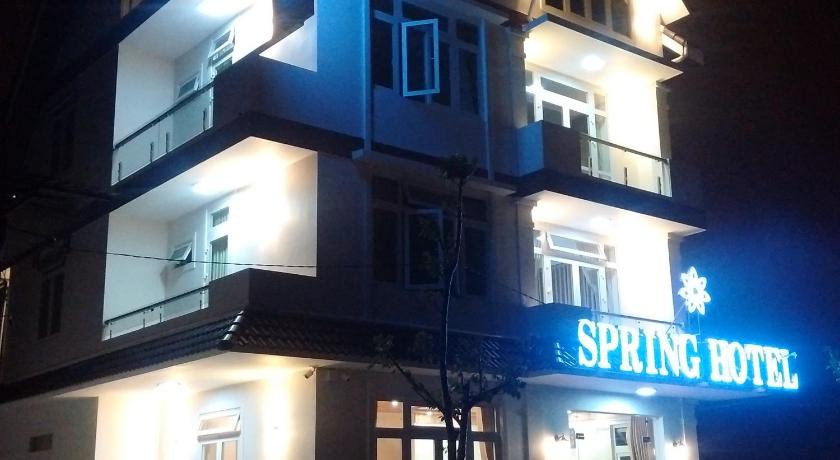 Spring Hotel – Dalat, KS