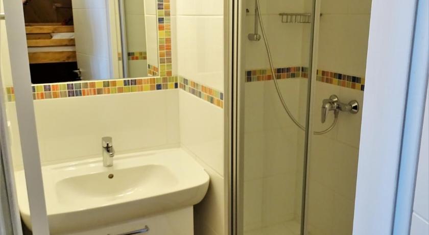 Image of Apartment with Mountain View 25