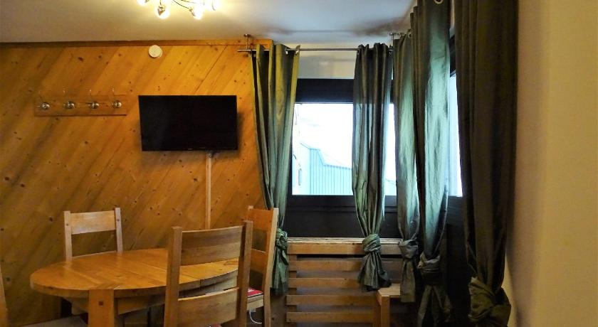 Image of Apartment with Mountain View 21