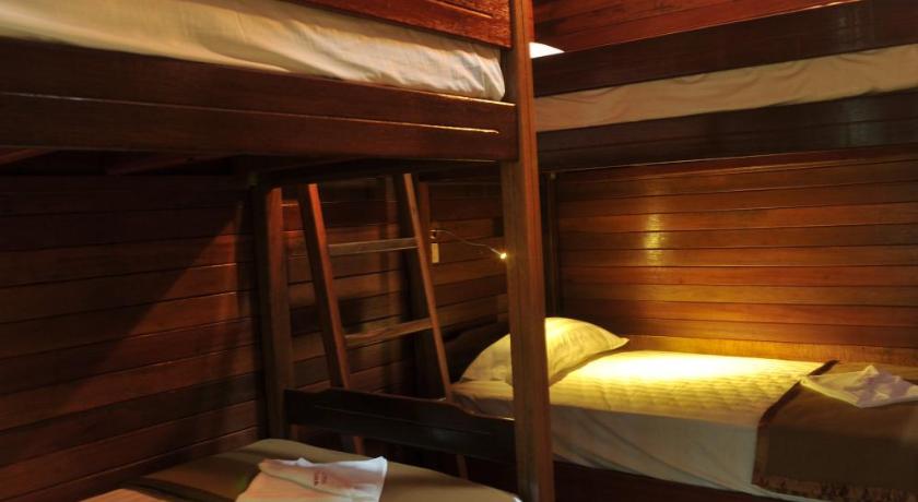 Image of single bed- bunk bed dormitory room 6