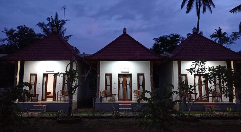 Santhi Guna Bungalow — Hotel in Bali