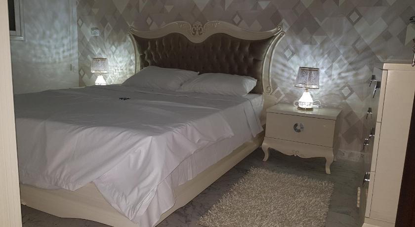 Luxury Apartment at Berges Lac2 photo
