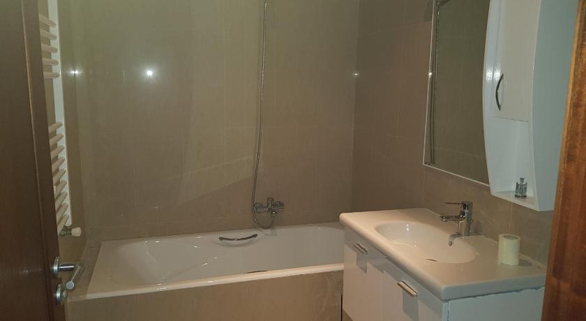Luxury Apartment at Berges Lac2 photo