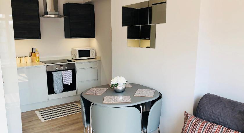 Southend - Westcliff Apartments &amp; Studios — Hotel in Southend-on-Sea