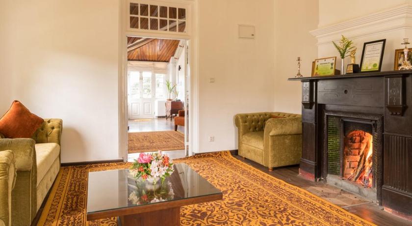The Clovelly Bungalow photo