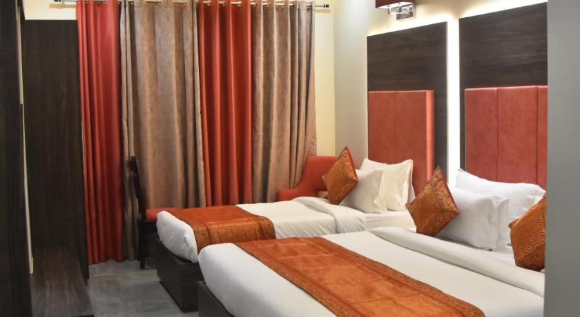 Hotel Abhinav International