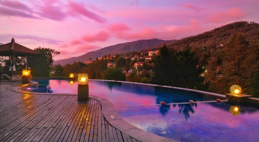 The Grand Hill Resort-Hotel photo