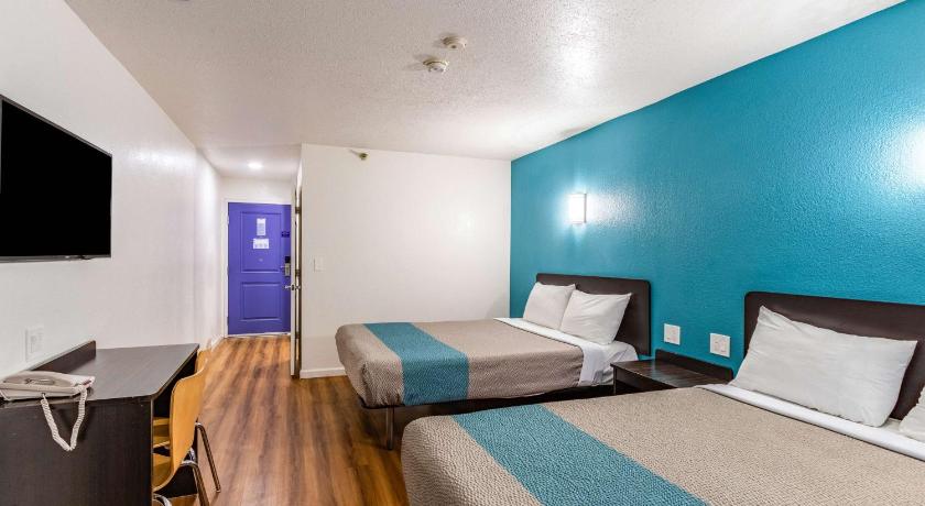 Motel 6 Fountain Valley - Huntington Beach Area