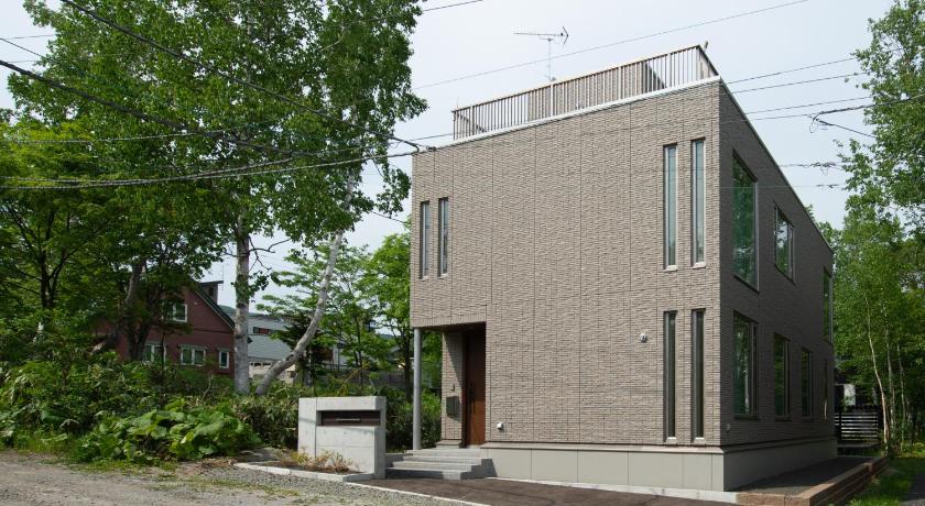 North Star Hirafu photo