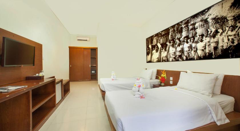 Image of Deluxe Pool View 7