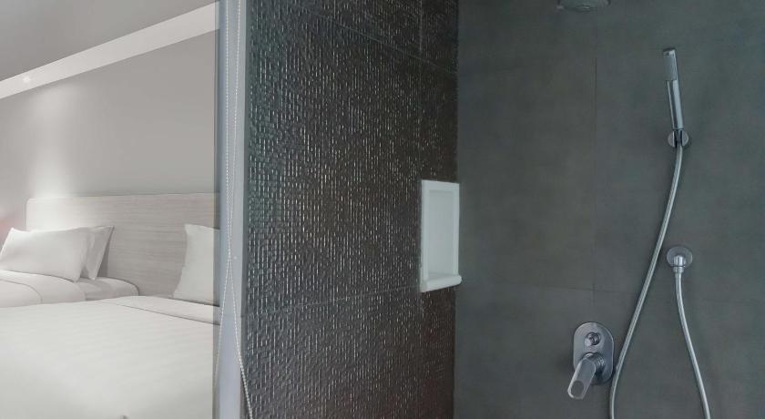 Image of Superior King Room 4