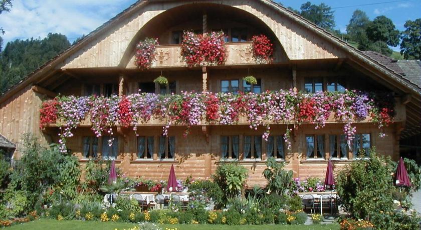 Ferienhof Krinde — Hotel in Thun