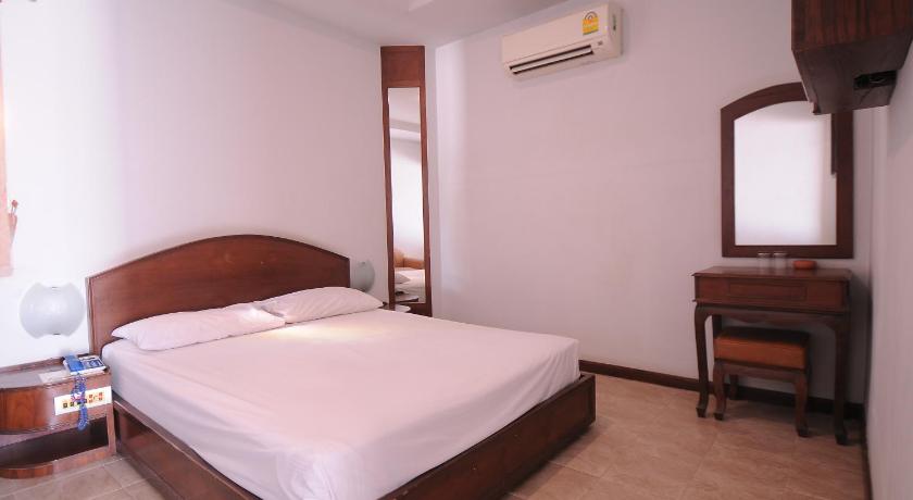 Paradise Inn and Dining photo
