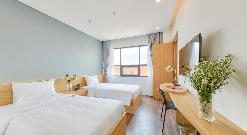 Image of Connecting Room 5