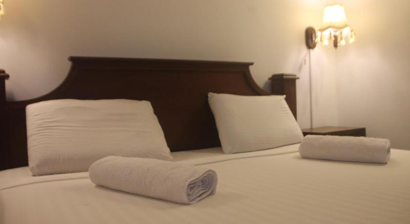 Pure Nature Hotel Kandy photo