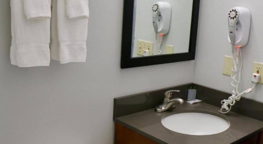 Quality Inn & Suites Watertown Fort Drum