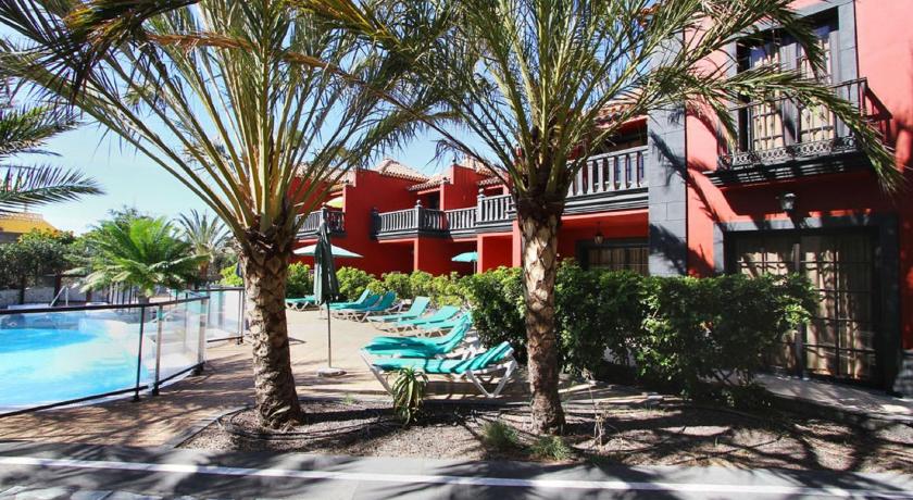 Apartamentos Punta Marina photo