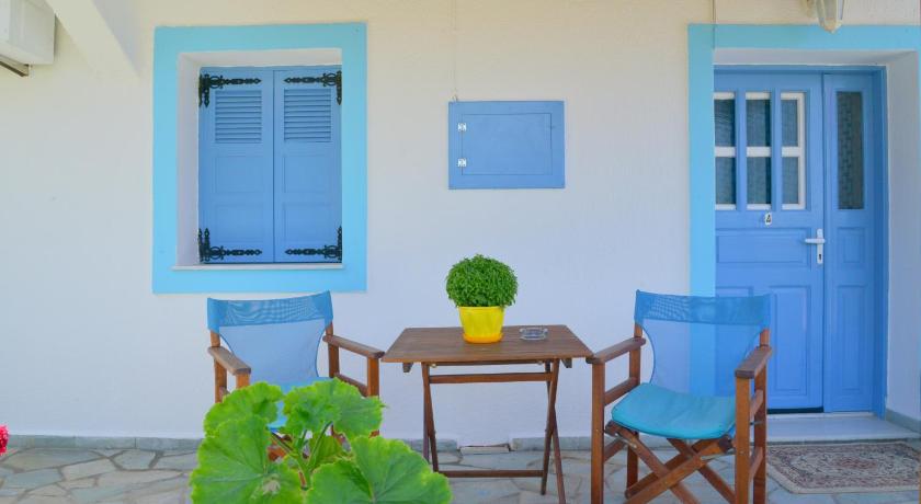 Jimmy's Studios — Hotel in Milos Island