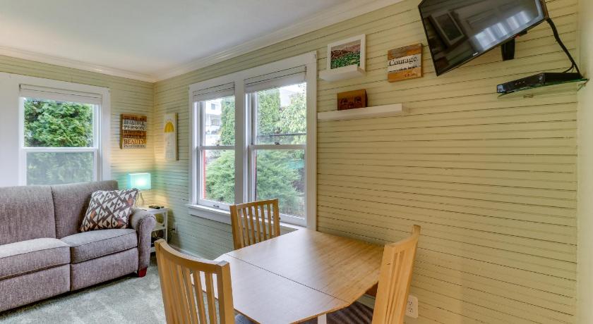Bay View Bungalow photo