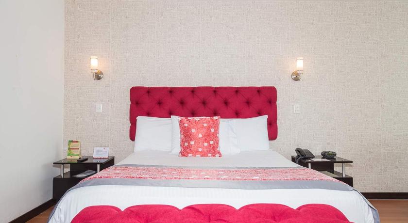 Hotel Varuna photo