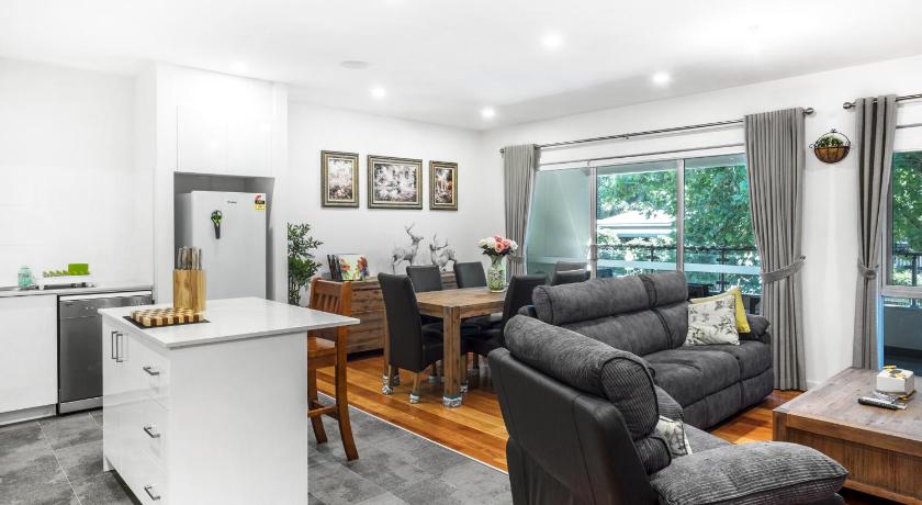 Olinda Village Apartment - A2 — Hotel in Mount Dandenong Ranges