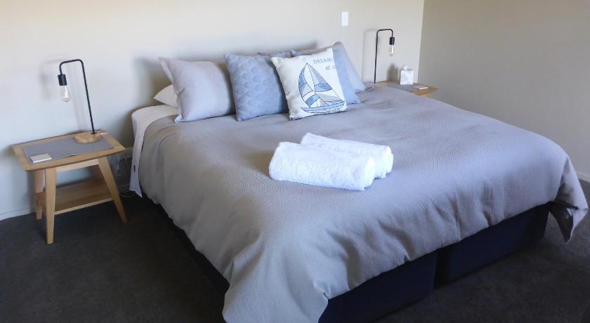 Fran and Frankie's Bed & Breakfast photo