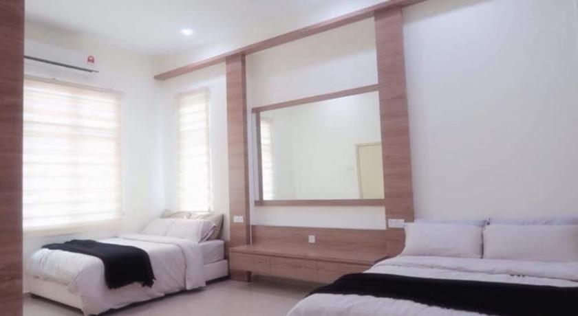 Malacca Homestay - 2 Storey Semi-D photo