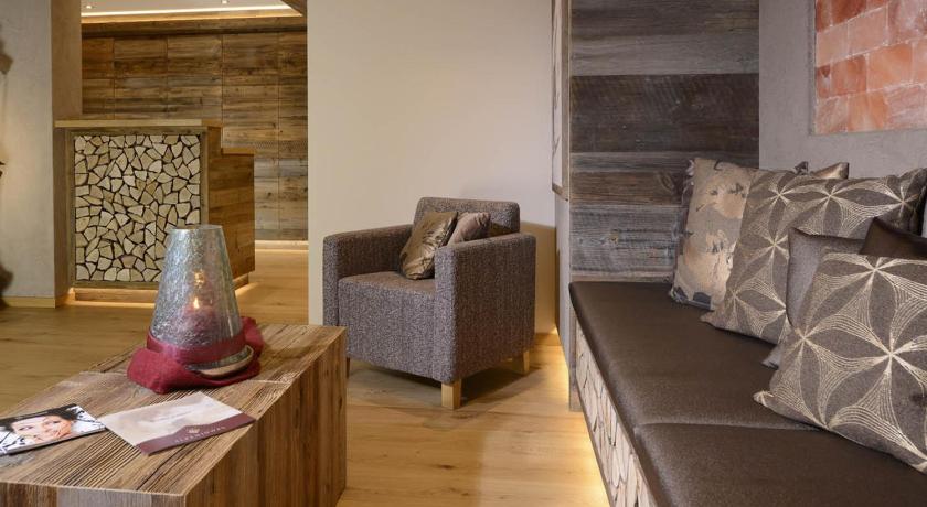 Hotel Garni Alpenjuwel Residenz photo