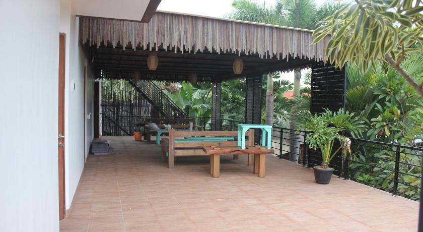 Indah Bali Guesthouse photo