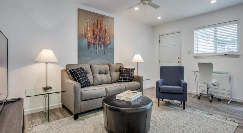 The Abbey 112 Apartment Dallas Tx Deals Photos Reviews