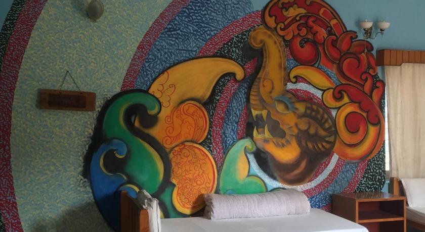 Nepalaya Eco Hostel — Pokhara (2)