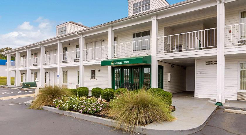 Quality Inn Thomaston photo
