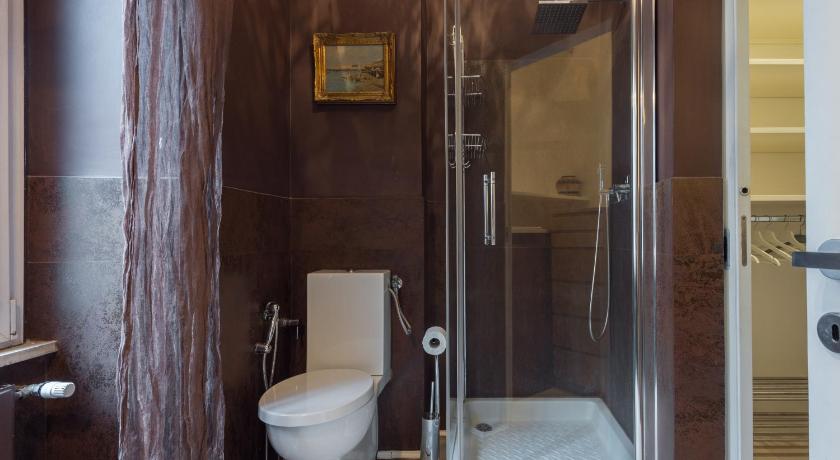Ara Pacis Luxury Apartments by CapriRooms photo