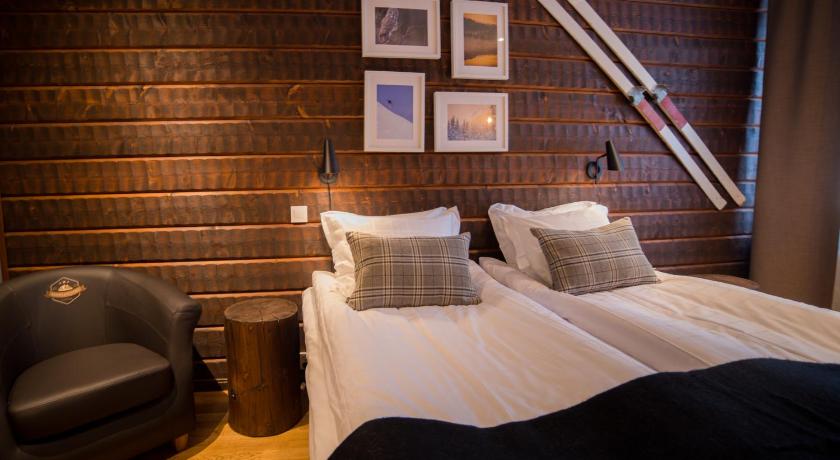 Mountain Lodge photo