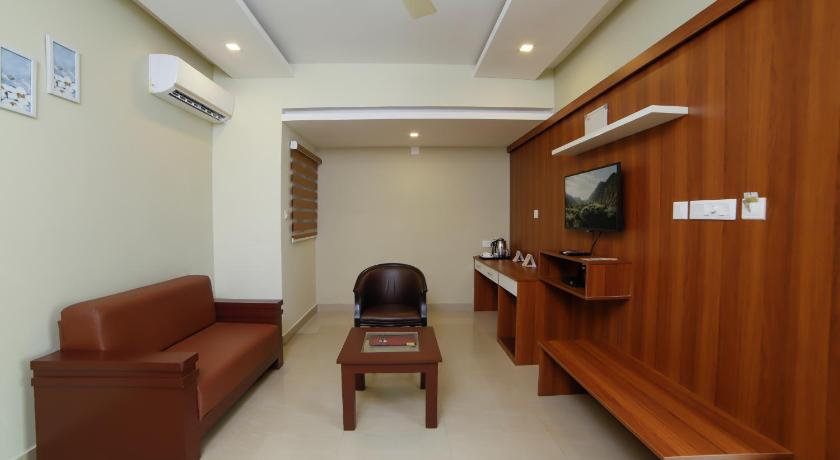 Sreepathi Indraprastha Hotel and Serviced Apartments