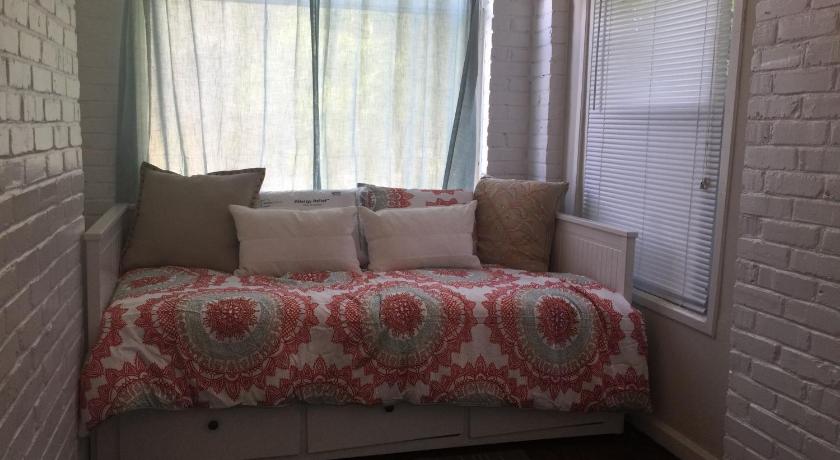 Atlanta Cottage In East Lake Grayson Booking Agoda Com